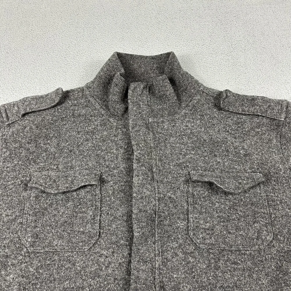 Banana Republic brand banana